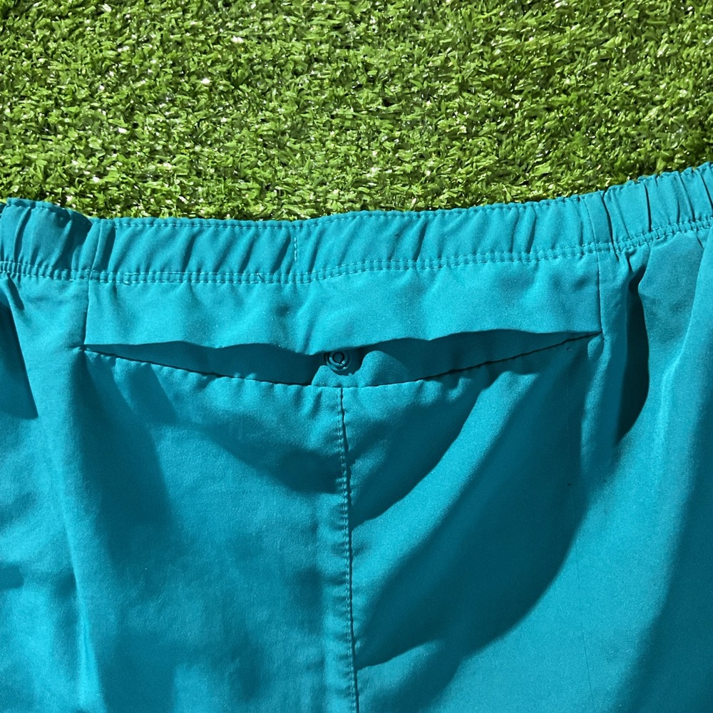 Nike Turquoise Men’s Running Shorts - Picture 9 of 10